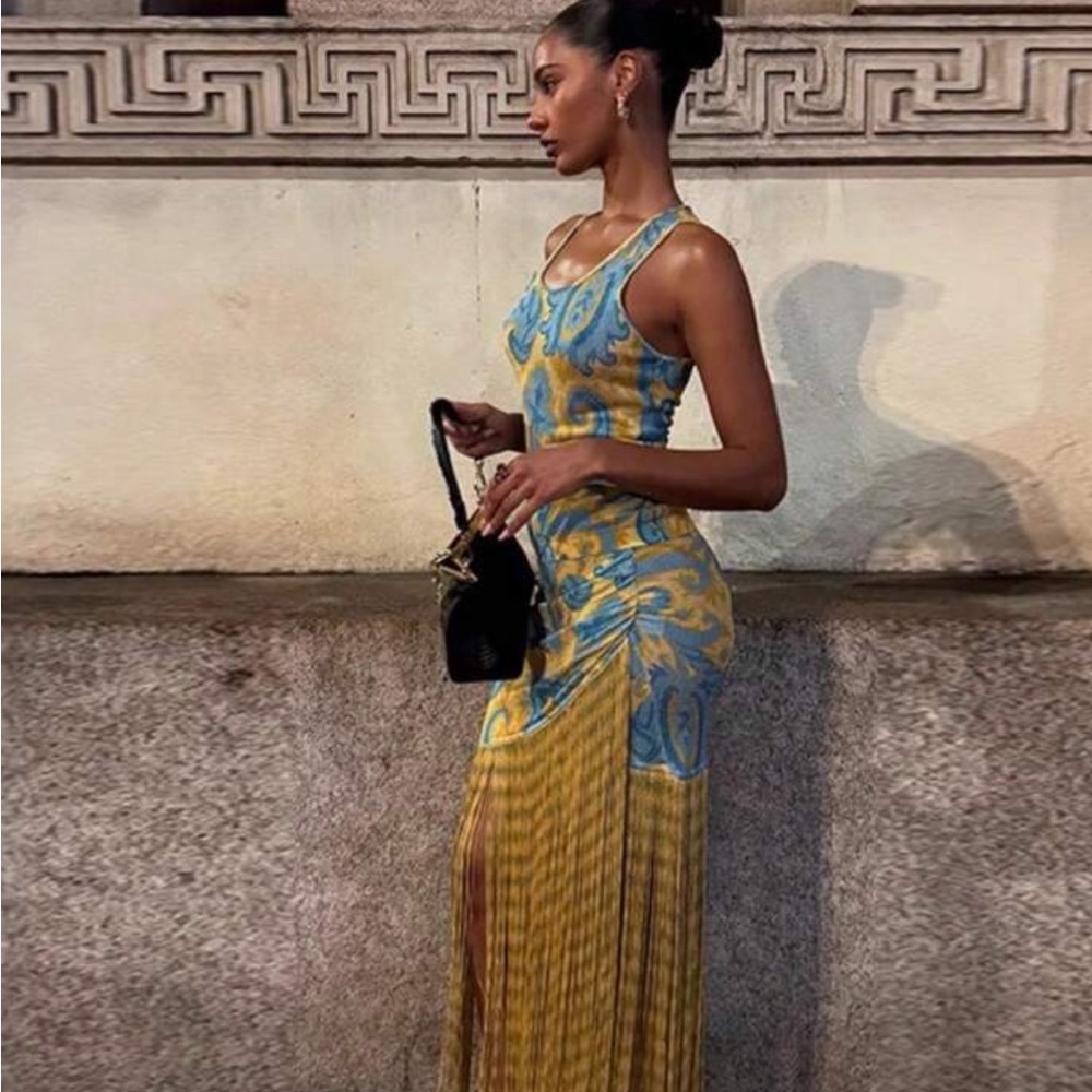 Sleeveless Blue & Yellow Patterned Maxi Dress (unworn)